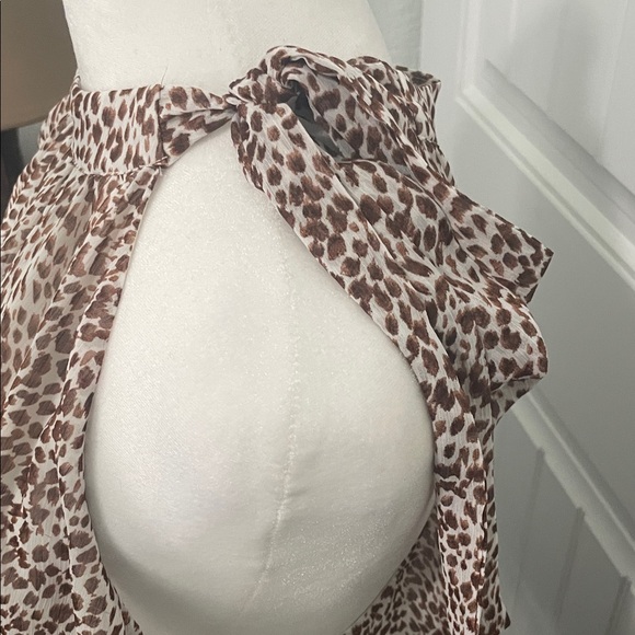 Express Leopard Patterned Halter top - Picture 3 of 4